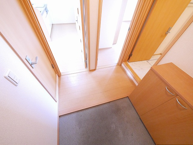 ラキアクアの玄関|きれいな玄関です