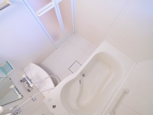 ラキアクアの浴室|お風呂で日々の疲れを落としましょう