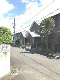 【前面道路含む現地写真】 | 外観 北東側道路