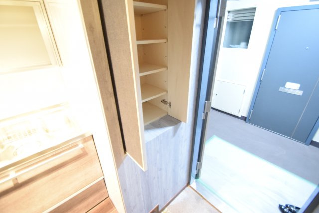 行徳マンションの内装|玄関には下駄箱あり