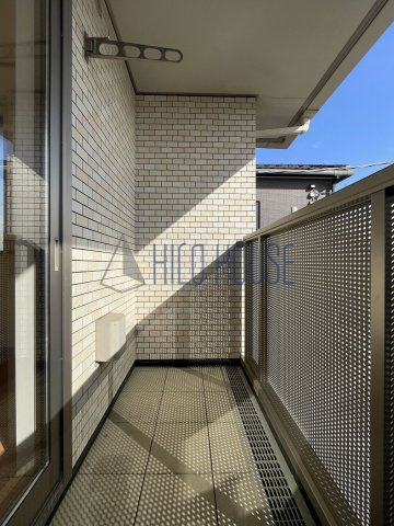 コンフォートレボヌゥールⅡのバルコニー