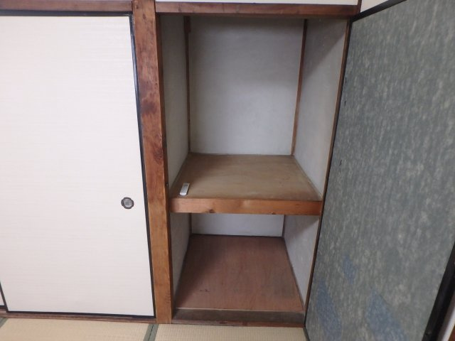 玉串西 文化住宅の収納