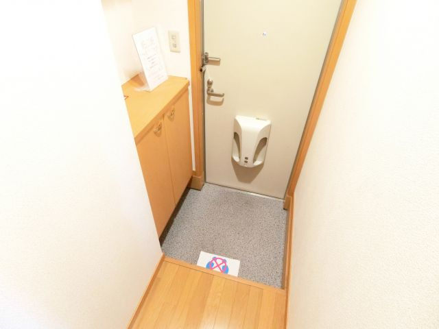 タイニーハイムの玄関