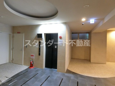 【ロビー】 | APRILE南森町