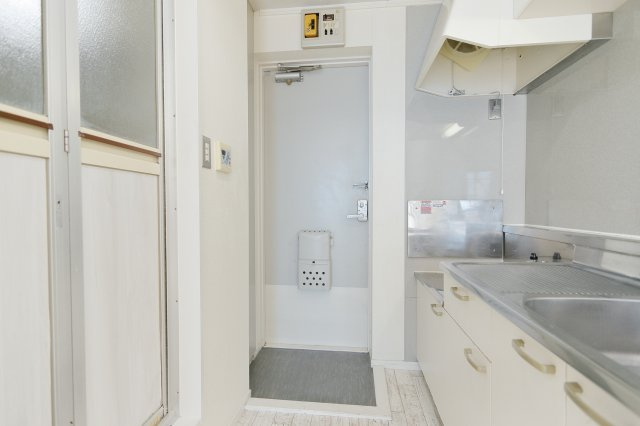 トーシンハイツ葛飾鎌倉の玄関