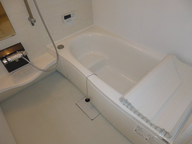 アドラブールＥの浴室|一坪風呂