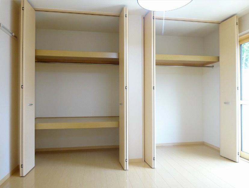 ラヴィーンコートの収納|便利な収納スペースです