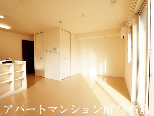 ベル・アジュールⅡAの居間・リビング