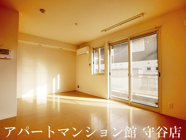 ベル・アジュールⅡAの居間・リビング