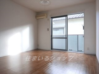 クレール・ＳＫの居間・リビング|エアコン付き