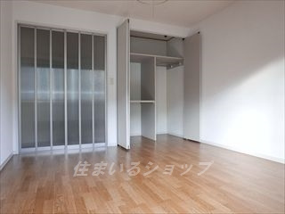 クレール・ＳＫの寝室