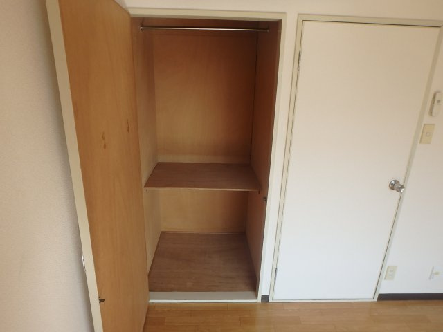 エクセル花園の収納