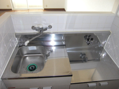 【キッチン】 | エスポワール空港 | 同タイプ部屋　現状優先