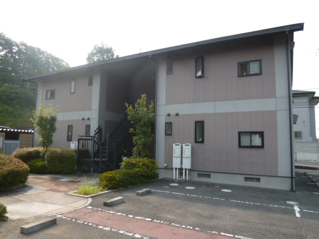都窪郡早島町若宮のアパートの外観