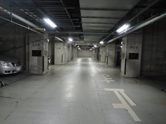 【駐車場】 | 機械式駐車場です。