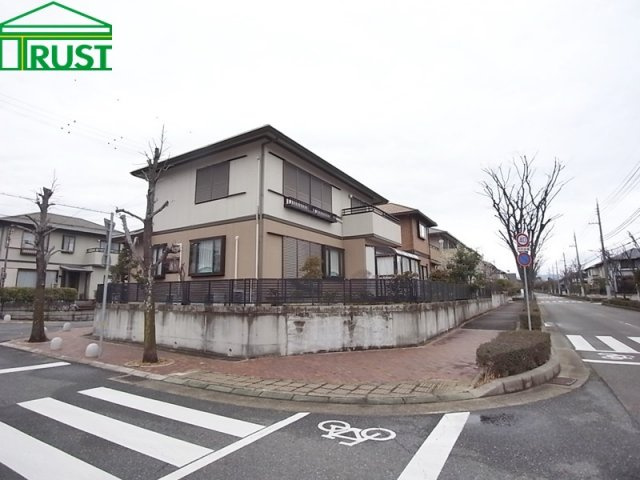 学園東町7丁目中古戸建の外観|建物は40坪とゆったりです。