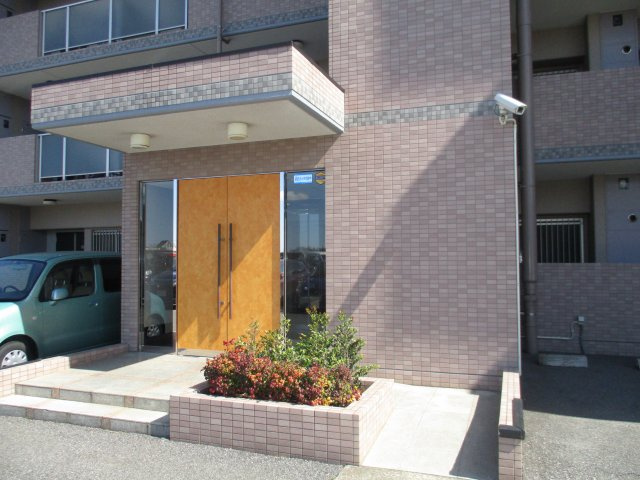 ペルル薬園台七林１０階　船橋市七林町　中古マンション　東葉高速鉄道「北習志野」駅　徒歩約１２分のエントランス|サブエントランスがあります