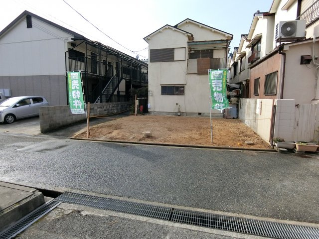 神戸市垂水区星が丘3丁目　新築戸建　の前面道路含む現地写真