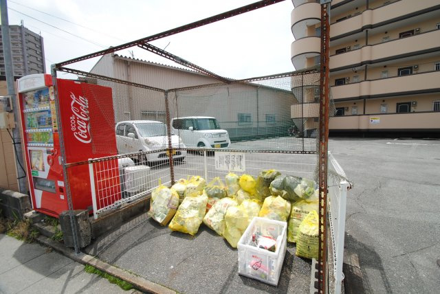 ライトハウスのその他共用部分|ゴミ置き場