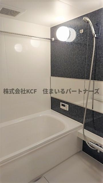 オッツ梅満の浴室|落ち着いた空間のお風呂です
