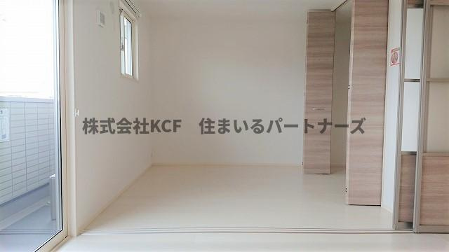オッツ梅満の洋室|明るい洋室です