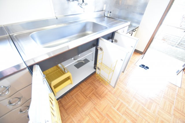 富士見コーポのキッチン|キッチン下部収納