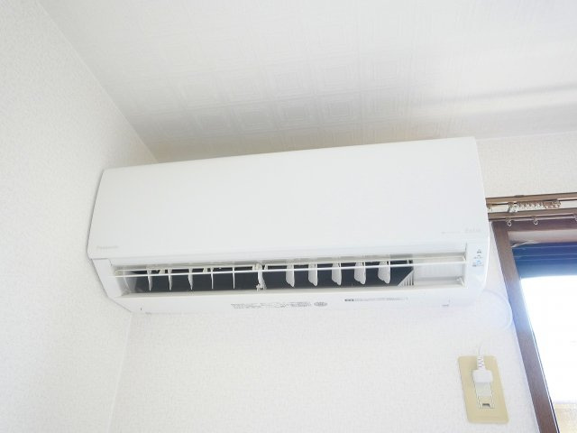 メゾンユーガの設備|エアコンもキレイです