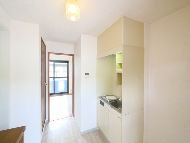 メゾンユーガのキッチン|きれいなキッチンです