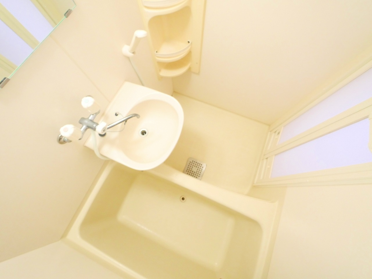 メゾンユーガの浴室|きれいなお風呂です