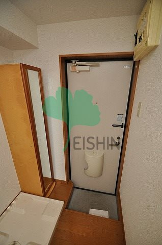 レガリータ天神東のエントランス