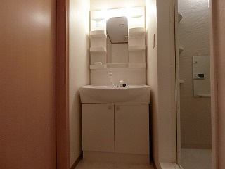 リベルテⅡの独立洗面台|同タイプ参考※現況優先
