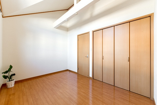 シャレーコーセイ壱番館の洋室