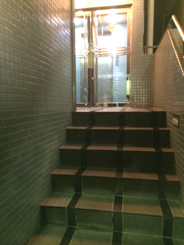 目黒FSDビルのエントランス