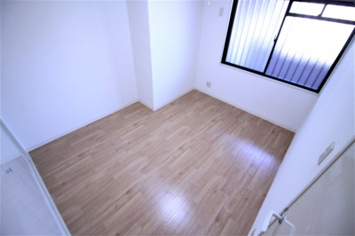 【洋室】 | プロスベール高安