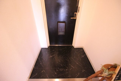 【玄関】 | プロスベール高安