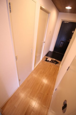 【玄関】 | プロスベール高安