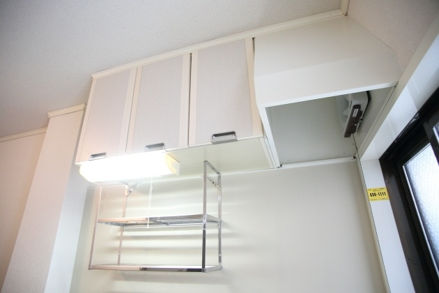シティハイムストークのその他|上部にも収納棚があります