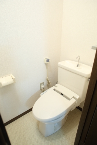 シティハイムストークのトイレ|温水洗浄便座完備！