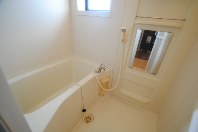 パピオン津福の浴室|内装イメージ：同物件別室