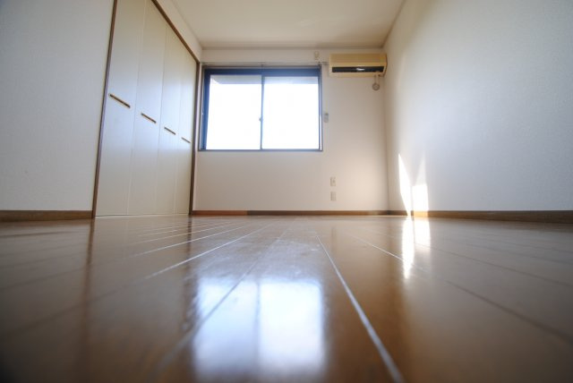 パピオン津福の洋室|内装イメージ：同物件別室