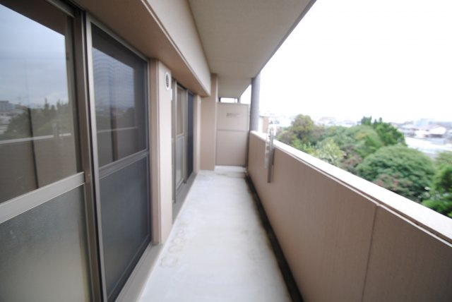 ステラコート参番館のバルコニー|同タイプ別室（イメージ画像）