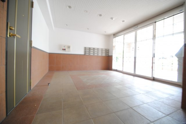 ステラコート参番館のエントランス