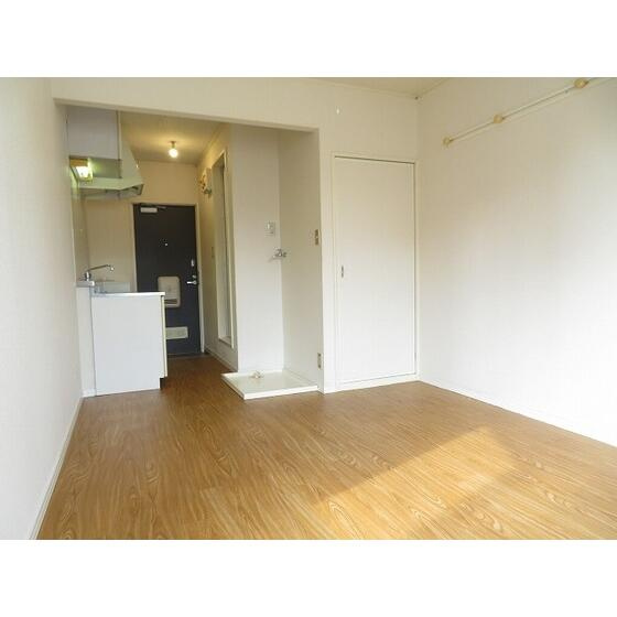 サニーハイツの居間・リビング