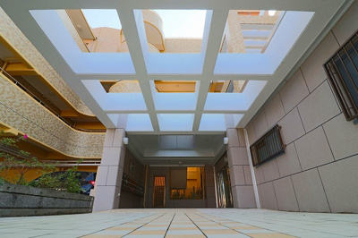 【エントランス】 | ライオンズパレス山川