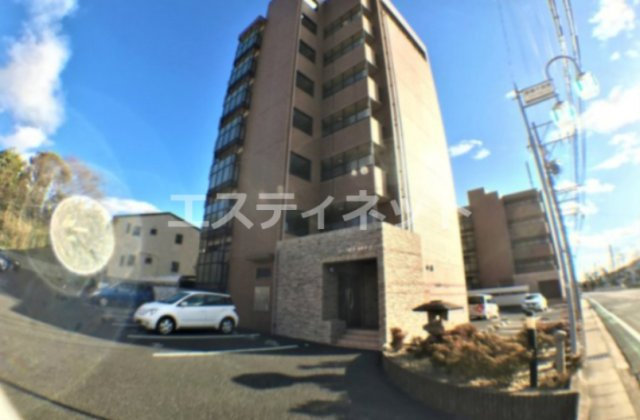 カーサコモダ新舞子B