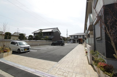 【駐車場】 | シャーメゾンクレストＡ