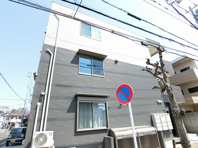ラフォルテ福生の外観