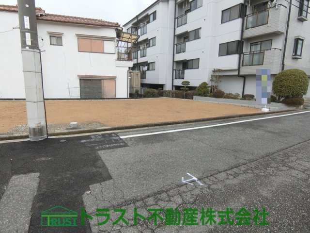 明石市魚住町西岡　土地の前面道路含む現地写真