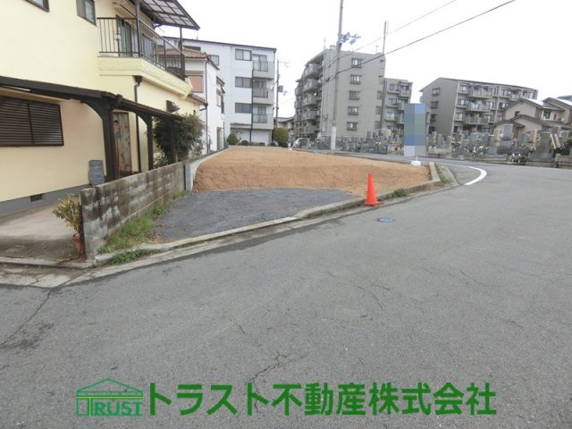 明石市魚住町西岡　土地の前面道路含む現地写真