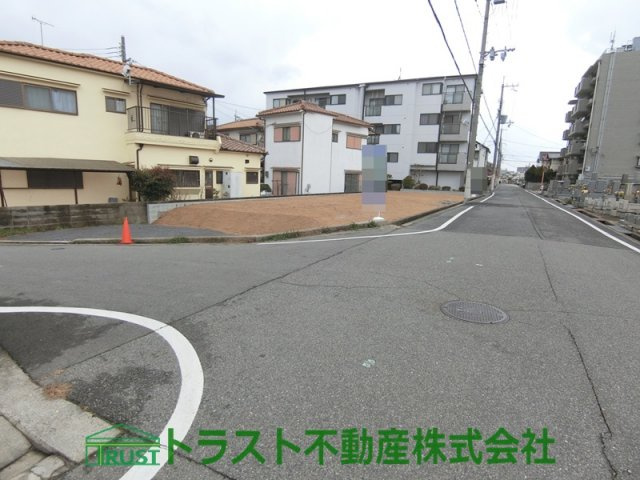 明石市魚住町西岡　土地の前面道路含む現地写真